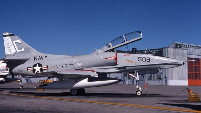 Photo ID 45724 by Rick Morgan. USA Navy Douglas TA 4J Skyhawk, 153521