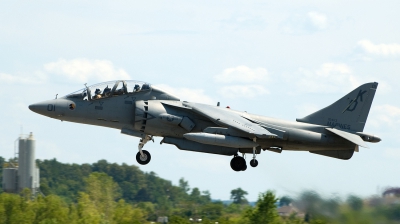 Photo ID 48034 by Andrew Thomas. USA Marines McDonnell Douglas TAV 8B Harrier II, 164113