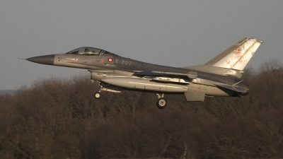 Photo ID 604 by Steven Hadlow. Denmark Air Force General Dynamics F 16AM Fighting Falcon, E 202