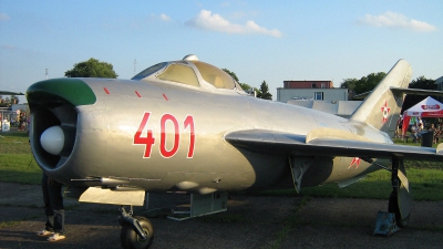 Photo ID 55297 by Péter Szentirmai. Hungary Air Force Mikoyan Gurevich MiG 17PF, 401