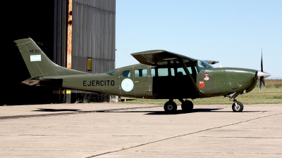 Photo ID 58384 by Carl Brent. Argentina Army Cessna T 207, AE 223