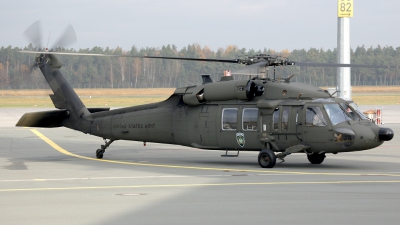 Photo ID 60815 by Günther Feniuk. USA Army Sikorsky UH 60A C Black Hawk S 70A, 87 24584