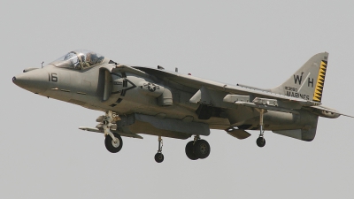 Photo ID 64256 by Rob Hendriks. USA Marines McDonnell Douglas AV 8B Harrier II, 163880
