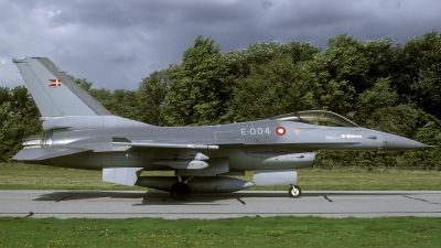 Photo ID 63200 by Joop de Groot. Denmark Air Force General Dynamics F 16A Fighting Falcon, E 004