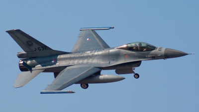 Photo ID 63644 by Caspar Smit. Netherlands Air Force General Dynamics F 16AM Fighting Falcon, J 637