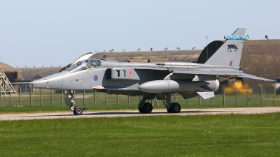 Photo ID 8003 by Robin Powney. UK Air Force Sepecat Jaguar GR3A, XZ112