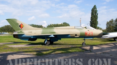 Photo ID 8068 by Jörg Pfeifer. East Germany Air Force Mikoyan Gurevich MiG 21PF, 821