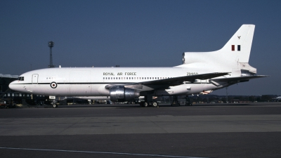 Photo ID 65730 by Tom Gibbons. UK Air Force Lockheed L 1011 385 3 TriStar KC1 500, ZD950