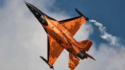 Photo ID 66244 by Bob Wood. Netherlands Air Force General Dynamics F 16AM Fighting Falcon, J 015