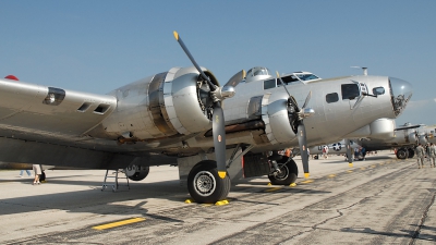 Photo ID 66574 by Rod Dermo. Private Private Boeing B 17G Flying Fortress 299P, N5017N