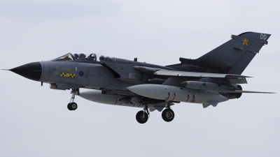 Photo ID 8623 by Craig Pelleymounter. UK Air Force Panavia Tornado GR4, ZA550