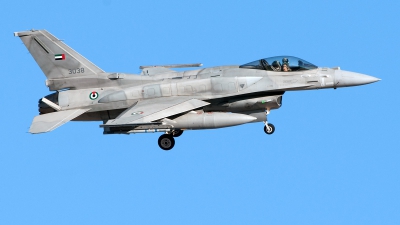 Photo ID 70231 by Mark Munzel. United Arab Emirates Air Force Lockheed Martin F 16E Fighting Falcon, 3038