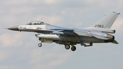 Photo ID 76056 by Jimmy van Drunen. Netherlands Air Force General Dynamics F 16AM Fighting Falcon, J 062