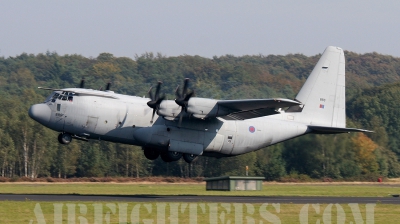 Photo ID 9624 by Roel Reijne. UK Air Force Lockheed Martin Hercules C5 C 130J L 382, ZH880