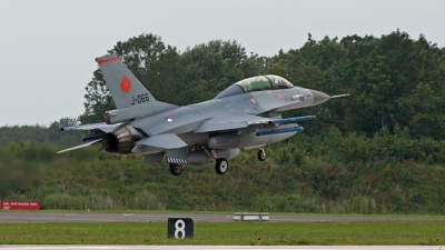 Photo ID 78142 by Antoni van Tienderen. Netherlands Air Force General Dynamics F 16BM Fighting Falcon, J 066