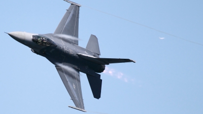 Photo ID 77596 by Brandon Farris. USA Air Force General Dynamics F 16C Fighting Falcon, 89 2083