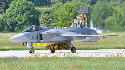 Photo ID 78354 by Zdenek Ziegler. Czech Republic Air Force Saab JAS 39C Gripen, 9235