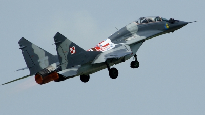 Photo ID 78568 by Arie van Groen. Poland Air Force Mikoyan Gurevich MiG 29UB 9 51, 15