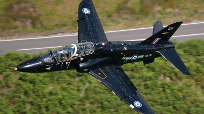 Photo ID 79688 by Paul Massey. UK Air Force British Aerospace Hawk T 1, XX231