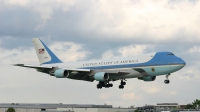 Photo ID 11197 by Maarten Peters. USA Air Force Boeing VC 25A 747 2G4B, 82 8000