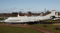 Photo ID 93344 by Paul Newbold. UK Air Force Hawker Siddeley Nimrod R 1, XW664