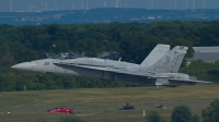 Photo ID 103611 by Steve Burke. USA Navy McDonnell Douglas F A 18C Hornet, 163483