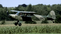 Photo ID 119290 by Joop de Groot. Private Private Piper PA 18 135 Super Cub, PH GRC