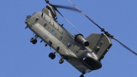 Photo ID 123472 by Paul Newbold. UK Air Force Boeing Vertol Chinook HC2 CH 47D, ZA674