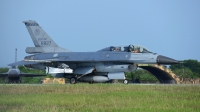 Photo ID 156675 by Diamond MD Dai. Taiwan Air Force General Dynamics F 16B Fighting Falcon, 6827