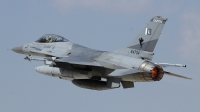 Photo ID 165233 by Paul Newbold. Pakistan Air Force General Dynamics F 16A Fighting Falcon, 84704