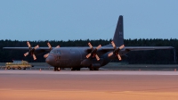 Photo ID 166197 by Daniel Thiel. Canada Air Force Lockheed CC 130H Hercules L 382, 130334