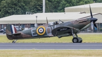 Photo ID 201006 by Martin Thoeni - Powerplanes. UK Air Force Supermarine 329 Spitfire IIa, P7350