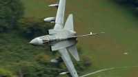 Photo ID 214430 by Neil Bates. UK Air Force Panavia Tornado GR4, ZA554