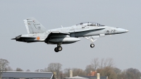 Photo ID 260553 by Johannes Berger. Spain Air Force McDonnell Douglas CE 15 Hornet EF 18B, CE 15 03