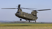 Photo ID 34172 by Chris Lofting. UK Air Force Boeing Vertol Chinook HC2 CH 47D, ZA670