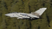 Photo ID 41089 by Tom Gibbons. UK Air Force Panavia Tornado GR4, ZA461