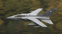 Photo ID 41906 by Tom Gibbons. UK Air Force Panavia Tornado GR4A, ZA405