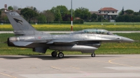 Photo ID 48393 by Roberto Bianchi. Italy Air Force General Dynamics F 16B ADF Fighting Falcon, MM7268