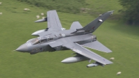 Photo ID 8817 by Tom Gibbons. UK Air Force Panavia Tornado GR4A, ZA400