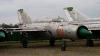 Photo ID 70977 by Bert van Wijk. Poland Air Force Mikoyan Gurevich MiG 21R, 1909