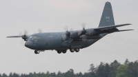 Photo ID 72338 by Peter Emmert. Canada Air Force Lockheed CC 130E Hercules L 382, 130319