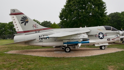 Photo ID 79976 by Bob Wood. USA Navy LTV Aerospace A 7E Corsair II, 158662