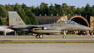 Photo ID 80396 by Benn George. USA Air Force McDonnell Douglas F 15E Strike Eagle, 97 0221