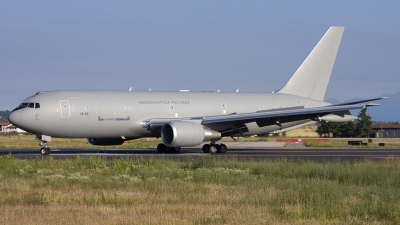 Photo ID 81146 by Roberto Bianchi. Italy Air Force Boeing KC 767A 767 2EY ER, MM62227