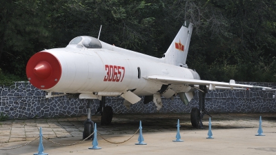 Photo ID 81327 by Peter Terlouw. China Air Force Shenyang F 8 Finback, 30657