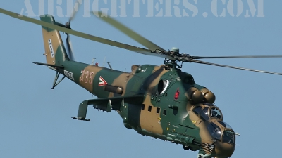 Photo ID 10303 by Rainer Mueller. Hungary Air Force Mil Mi 24V, 335