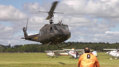 Photo ID 10326 by Christian Zambruno. Argentina Army Bell UH 1H Iroquois 205, AE 452