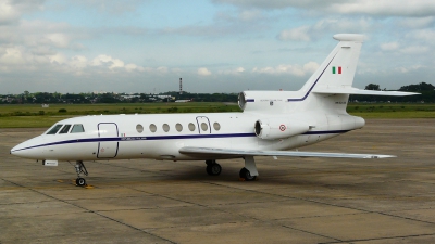 Photo ID 84608 by Martin Kubo. Italy Air Force Dassault Falcon 50, MM62026