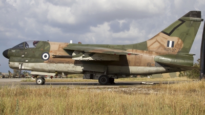 Photo ID 86401 by Chris Lofting. Greece Air Force LTV Aerospace A 7E Corsair II, 160537