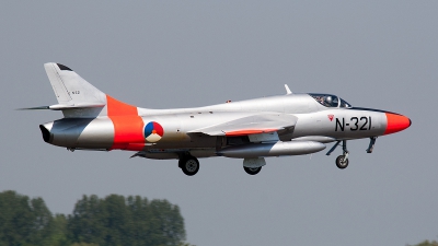 Photo ID 86632 by Jan Eenling. Private Private Hawker Hunter T8C, G BWGL